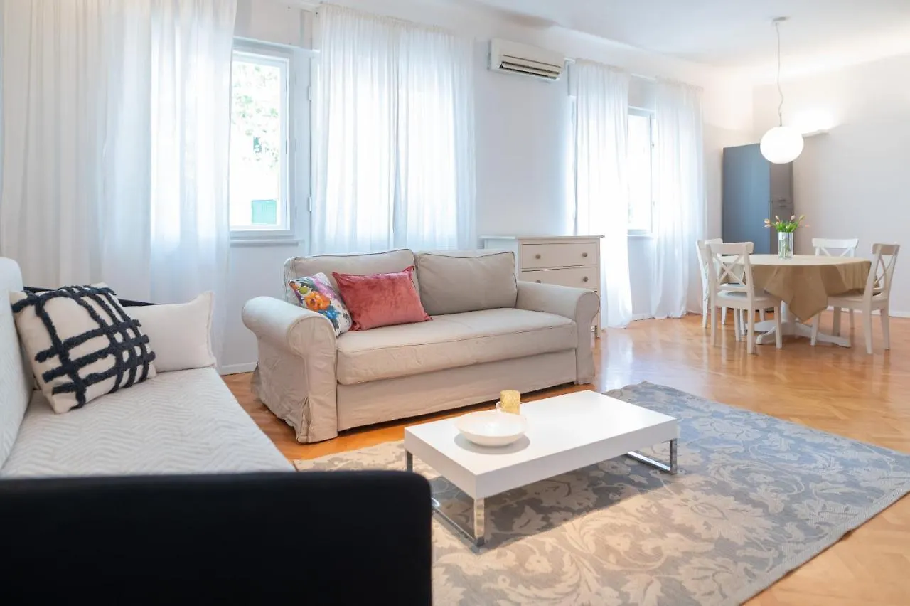 Apartment Franco'S Spacious Residence - Great Location Split